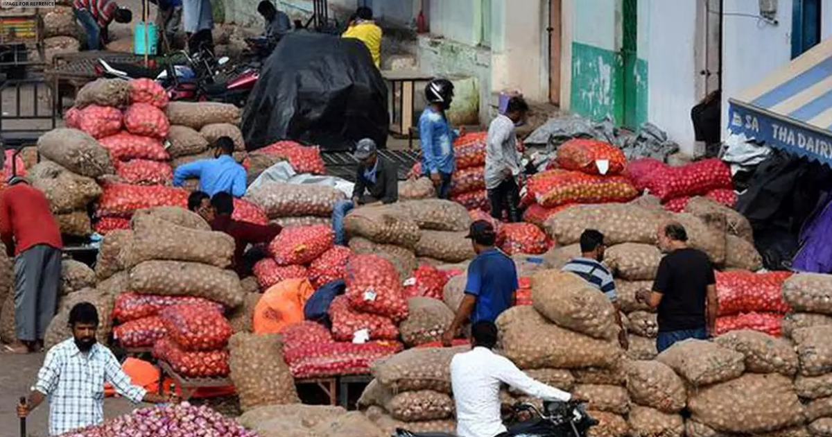 India's wholesale price inflation at (-)0.52 per cent in August, due to falling prices
